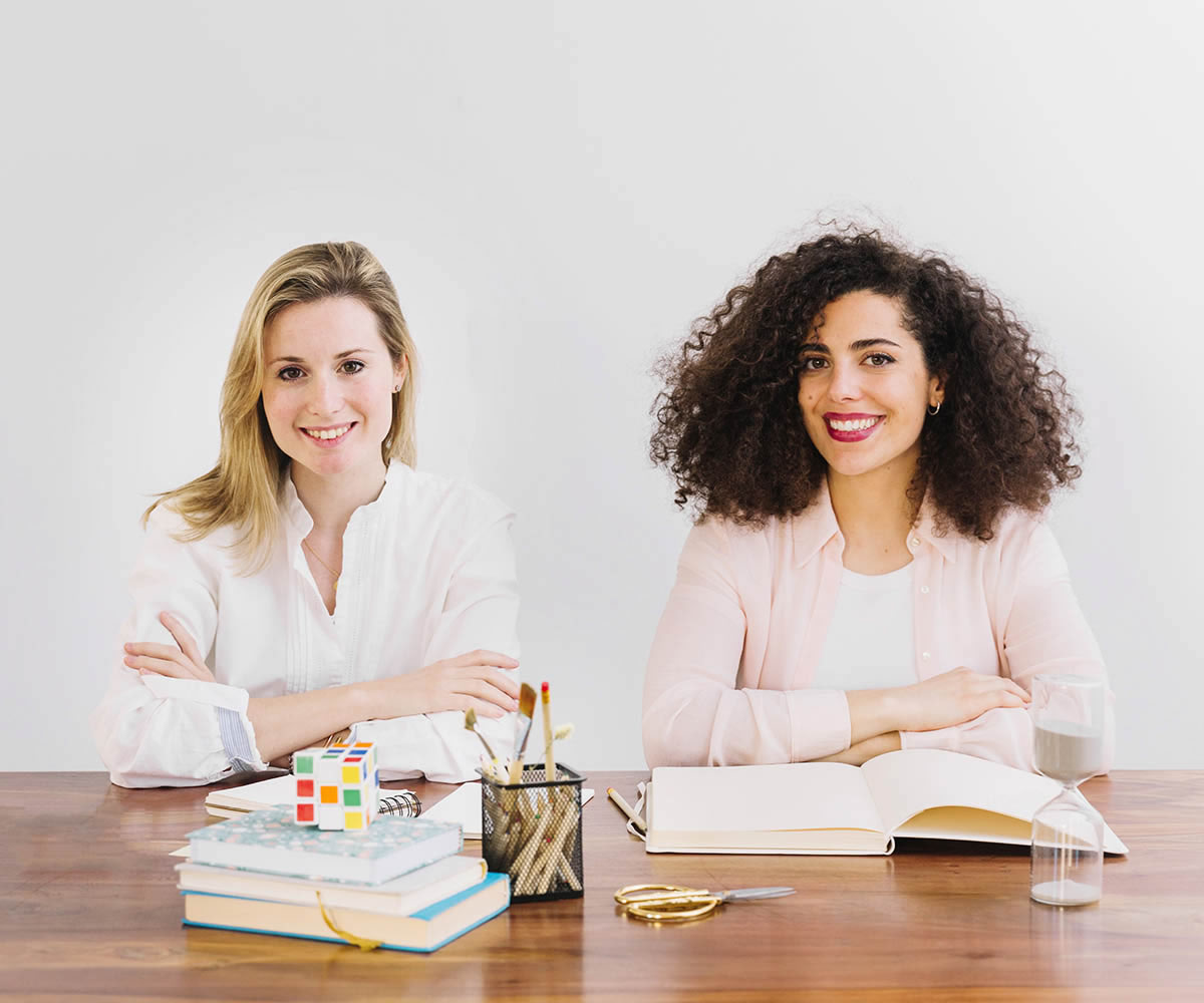 Счастливые Девушки